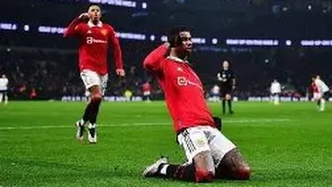 贝克汉姆23年后再登FIFA游戏封面粉墨登场